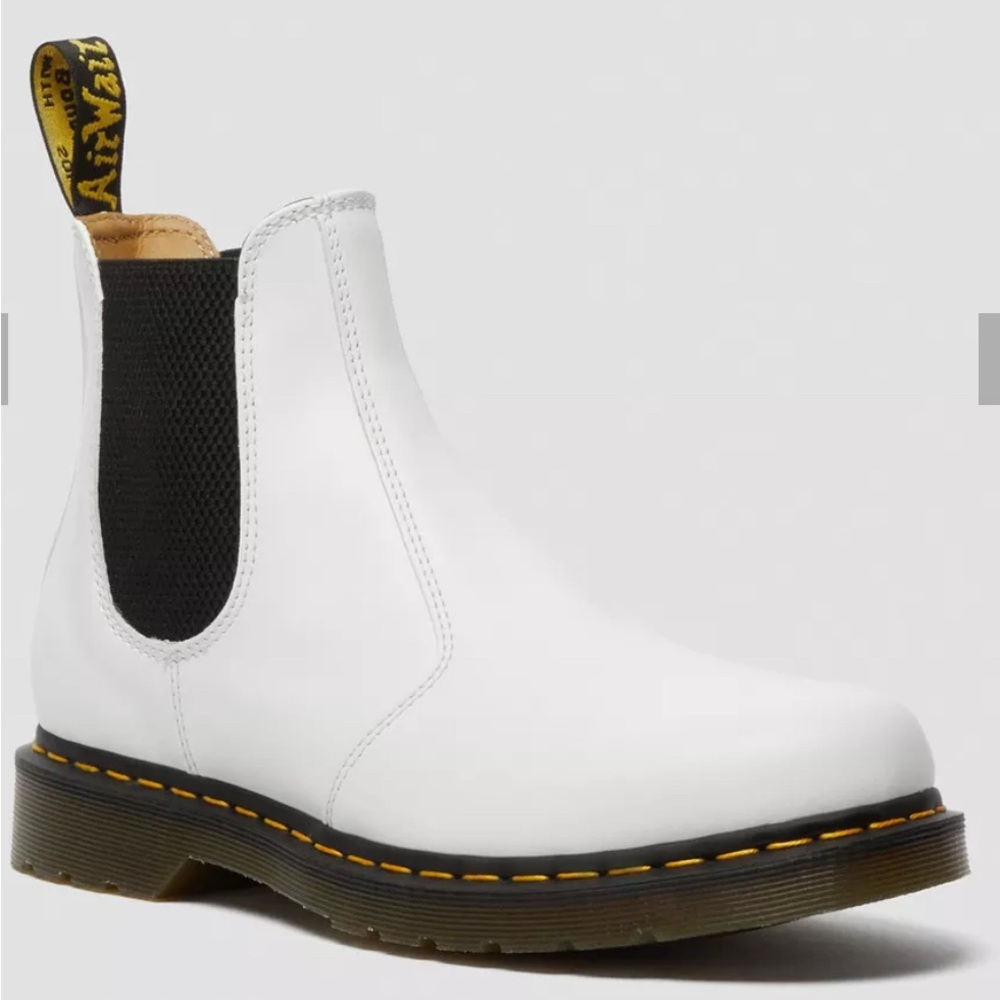 Dr. Martens 2976 YS White Chelsea Boots
